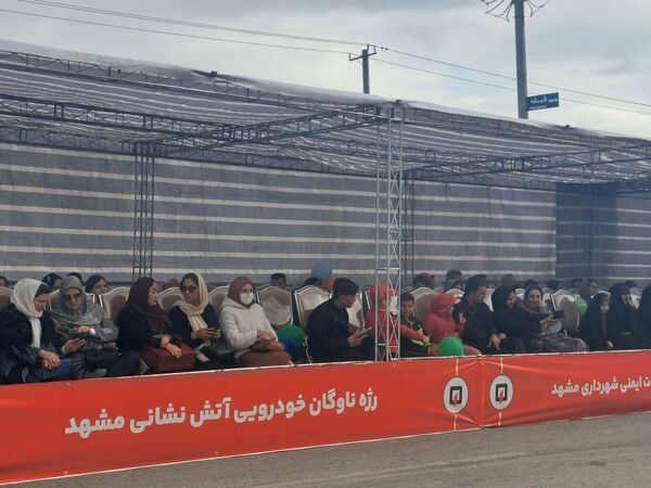 رژه ناوگان خودرویی آتش‌نشانی مشهد 
