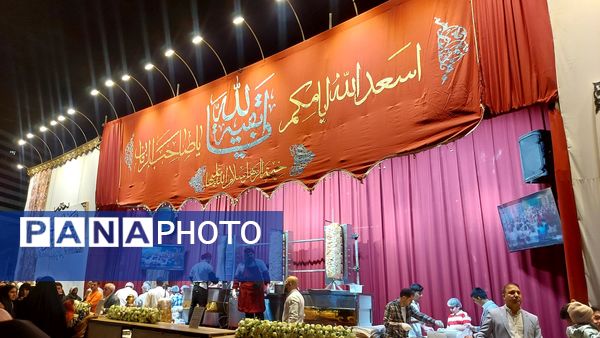 حال و هوای خیابان‌های مشهد در شب نیمه شعبان 