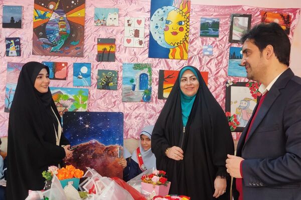 افتتاحیه جشنواره فرهنگی هنری ماها در دبستان قدر بهارستان۲