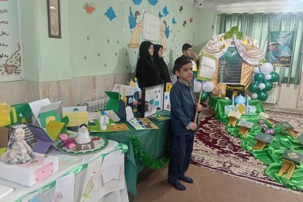 برپایی نمایشگاه قرآن و عترت در ناحیه دو شهرری 