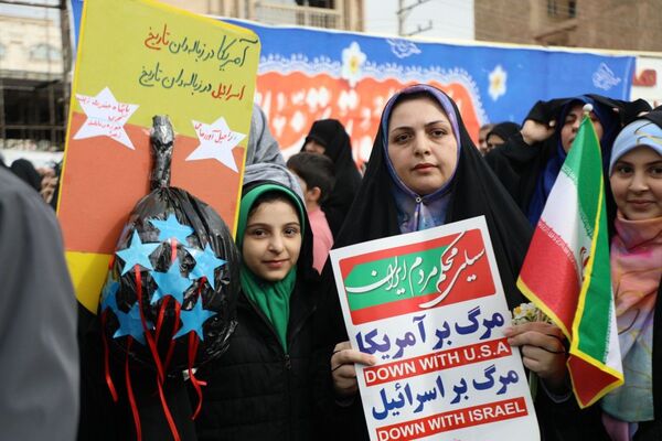 تجدید میثاق ملت با آرمان‌های انقلاب در ۲۲ بهمن