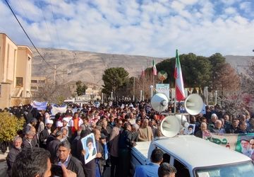 مردم غیور شهرستان سیروان یوم الله۲۲بهمن را گرامی داشتند