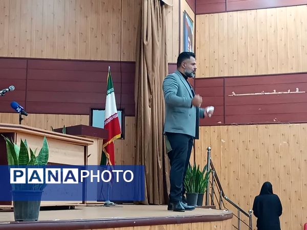 از کلاس خبرنگاری تا شکوفایی استعدادها