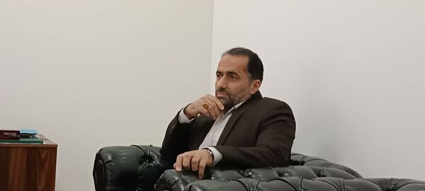 دیدار نوروزی نماینده شهرستان‌های محمودآباد و نور با مدیران ادارات در محمودآباد 