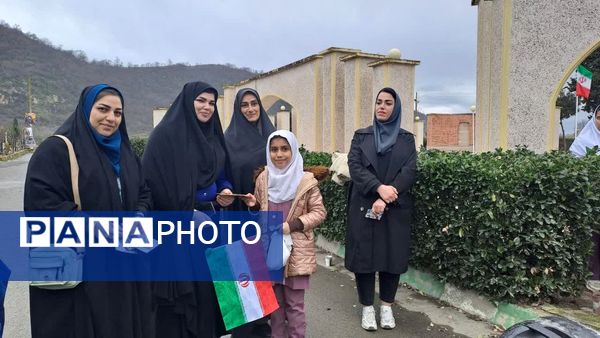 پیاده‌روی خانگی به‌مناسبت دهه فجر در گلوگاه