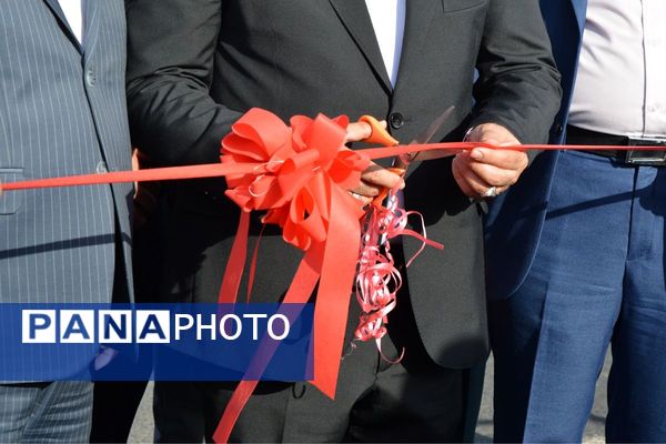 بهارستان روی ریل پیشرفت، افتتاح چندین طرح خدماتی و عمرانی