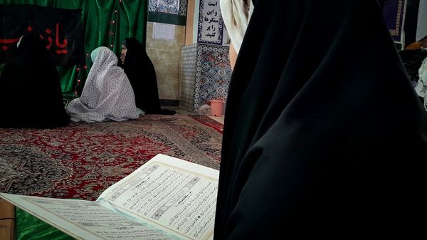 خلوتی در مسجد برای شنیدن صدای قلب و نزدیکی به پروردگار