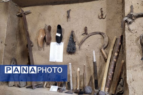 اقامتگاه  بوم‌گردی شهر لپویی -زرقان 