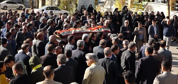 وداع با پیکر مرحوم فریدون داوری در آموزش وپرورش کهگیلیویه و بویراحمد