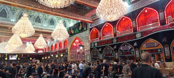 کاروان عاشقان به کربلا رسیدند؛ خیابان‌ها غرق در زمزمه «لبیک یا حسین»