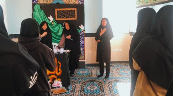 گرامیداشت ایام فاطمیه در مدرسه اسماء غلامان