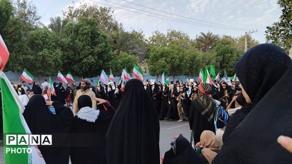 رژه باشکوه دختران جان‌فدا؛ جلوه‌ای از غرور، اقتدار و عشق به وطن