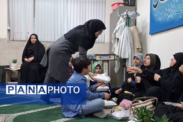 گرامیداشت ولادت بانوی دو عالم در اداره آموزش و پرورش ناحیه یک شهرری