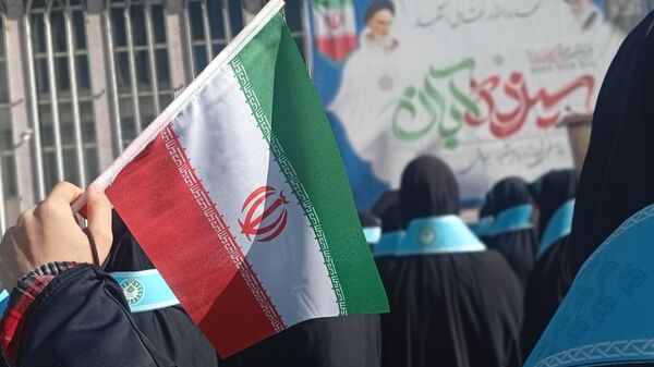 حضور پررنگ پیشتازان، جلوه‌ای از نشاط و بصیرت دانش‌آموزی در سیزده آبان