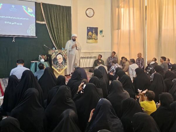 جلسه انجمن اولیا و مربیان در دبستان هیات امنایی قرآنی مبین شهرستان شیروان