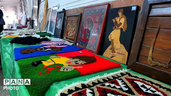 نمایشگاه مشاغل و فعالیت‌های مهارتی هنرستان فلق نظرآباد