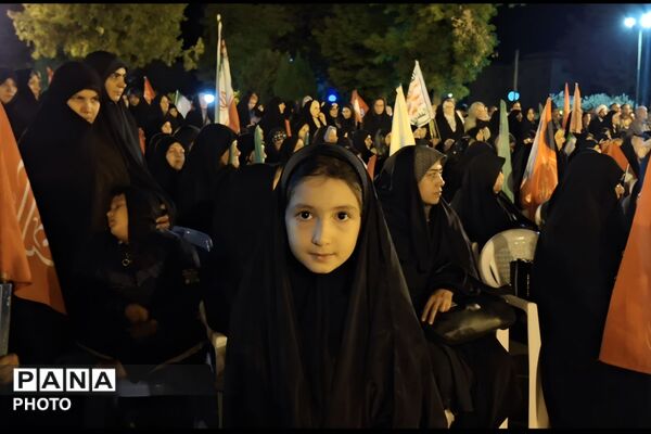 رقابت میدان یاری درجوار آرامگاه حیقوق نبی(ع)
