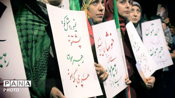 مردم، خیابان‌ها و قصه‌هایی که تمام نمی‌شوند
