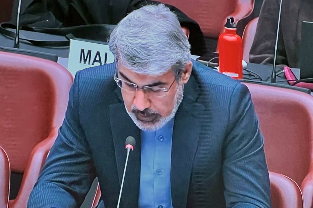 بحرینی: تصویب قطعنامه شورای حقوق بشر علیه ایران تبعیض‌آمیز است