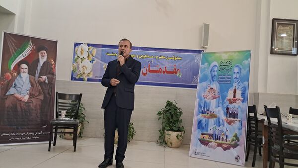 تجلیل از مربیان و معلمان پرورشی و خانواده شهدا در آشخانه
