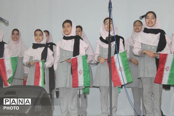 روز سوم جشنواره سرود مقاومت در بجنورد؛ طنین وحدت و ایمان از راز و جرگلان تا فاروج