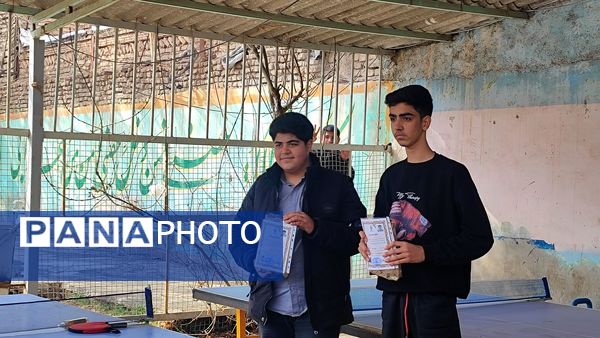 فینال مسابقات تنیس روی میز در دبیرستان شاهد ابوذر غفاری 