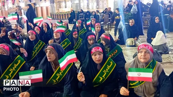 اجتماع بزرگ دختران جان فدای ایران وزنجیره دختران شقایق های دنا 