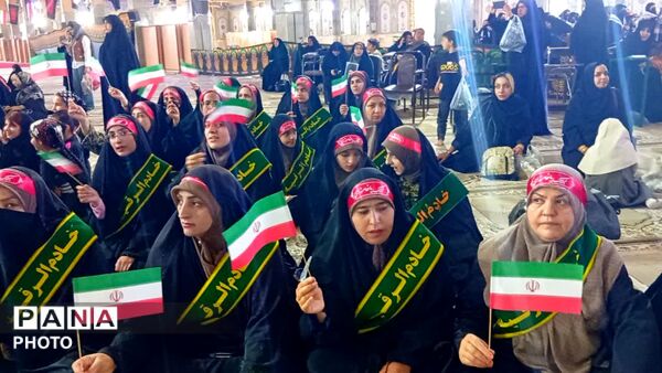 اجتماع بزرگ دختران جان فدای ایران وزنجیره دختران شقایق های دنا 