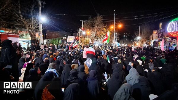 مردم گالیکش شب قدر را در خیابان ماندند