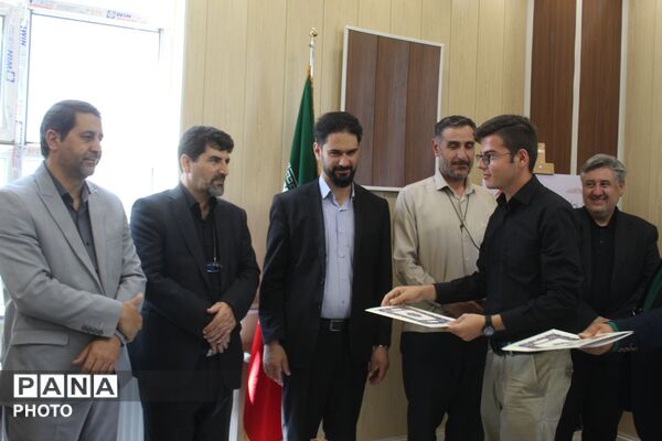 رونمایی از پوستر سومین جشنواره سراسری خوشنویسی «مشق عشق»