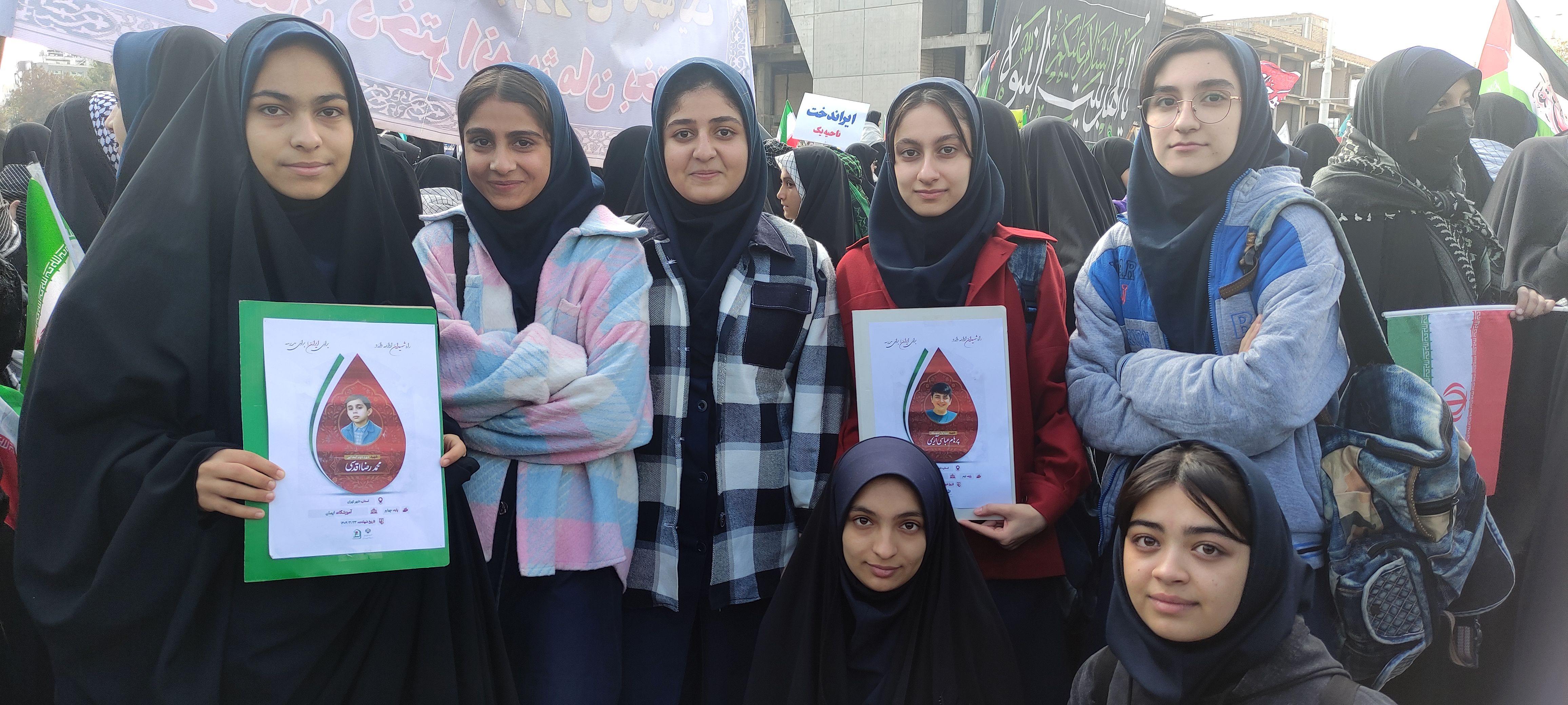 فریاد طنین انداز همبستگی دانش آموزان مشهدی 