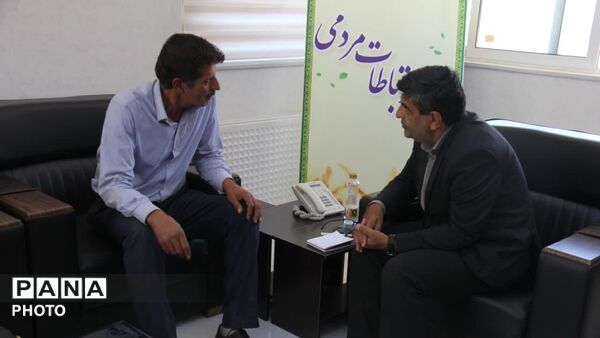 سنتِ خدمت در ایستگاهِ ارتباطات
