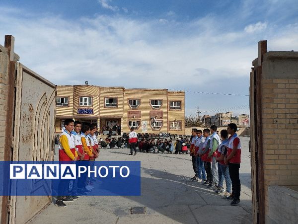 مانور زلزله در دبیرستان شهید مراتی خانلق