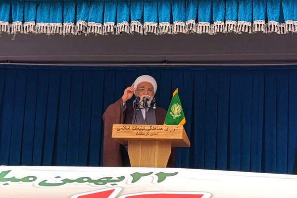 کرمانشاه پرشکوه  در جشن ۲۲ بهمن 