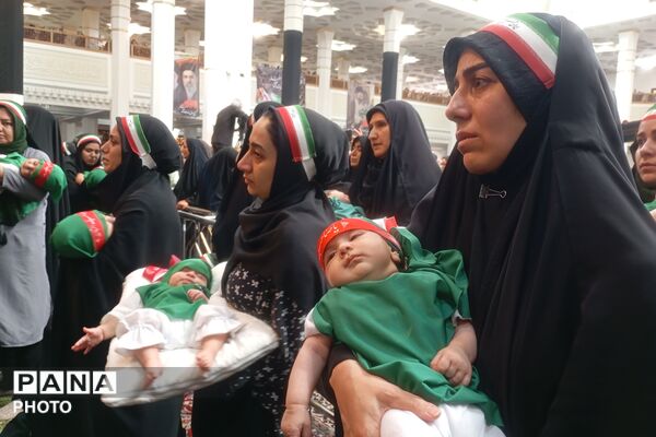 همایش عظیم شیرخوارگان حسینی در حرم شاهچراغ (ع)