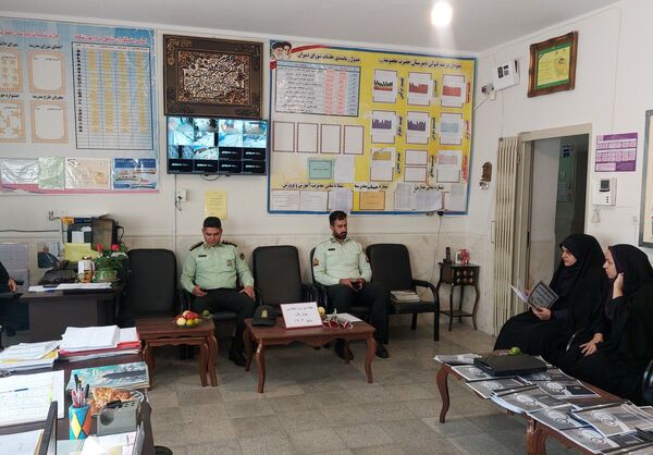 مراسم گرامیداشت هفته نیروی انتظامی در مدارس شهرستان فیروزکوه