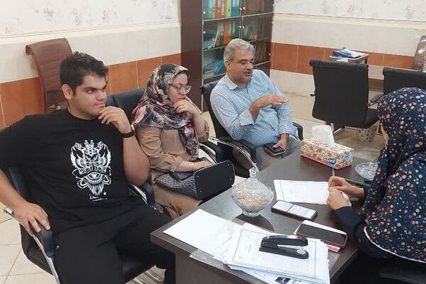 فعالیت مرکز انتخاب رشته کنکور رهمنون اداره آموزش و پرورش کهریزک