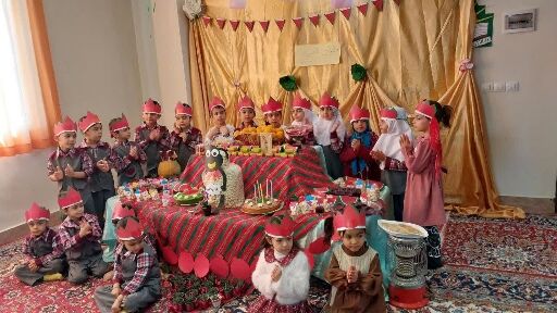 جشن یلدایی مهد شکوفه‌های نور دارالقرآن حضرت زهرا (س) در شیروان