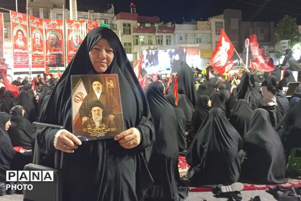 پیشوا در سوگ رهبر شهید؛ شبی آکنده از اندوه و دلدادگی
