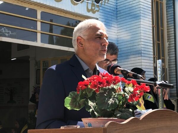 بازدید ارزیاب سازمان دانش‌آموزی کشور از دبیرستان تشکیلاتی المهدی ناحیه ۵ مشهد