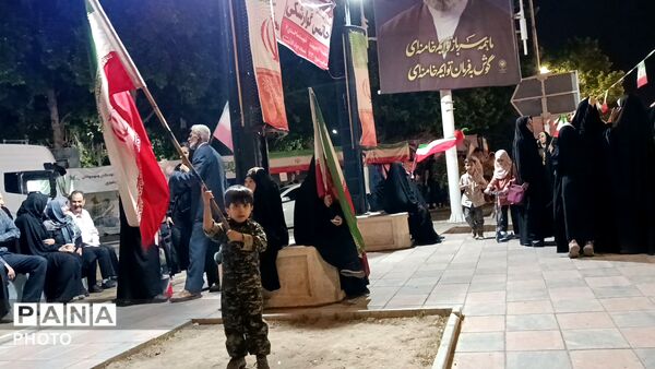 جریان زندگی در دل جنگ نظامی اقتصادی