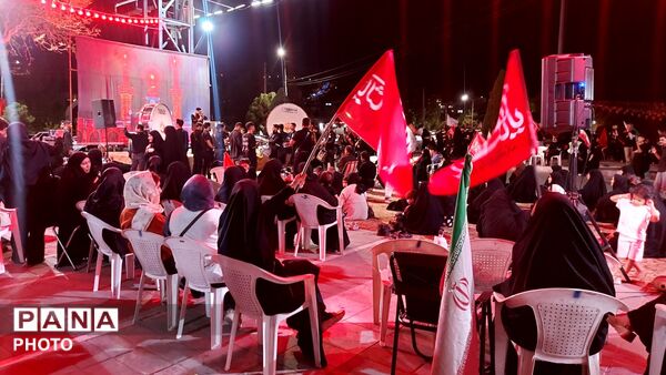 هم‌نوا با کاروان عشق؛ برگزاری مراسم اربعین در پارک لاله