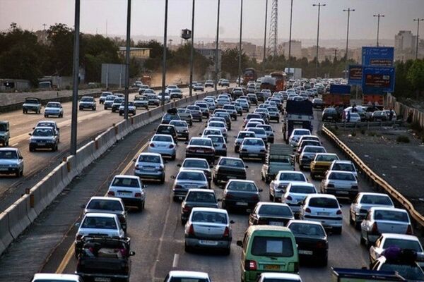 ترافیک در جاده‌های کشور پس از مراسم خداحافظی تهران با رهبر شهید
