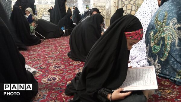 تجلی عشق و ارادت زائران در جوار بارگاه ملکوتی امام رضا(ع)