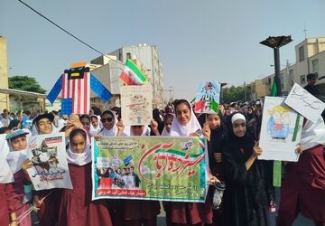 طنین شعار «مرگ بر آمریکا» در آسمان بندرلنگه