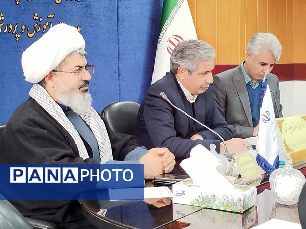 دهمین جلسه شورای آموزش و پرورش شهرستان کاشمر