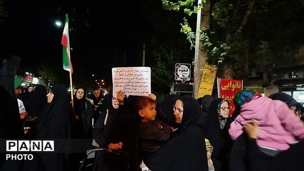 اجتماع شبانه اربعین رهبر شهید شهرستان گالیکش