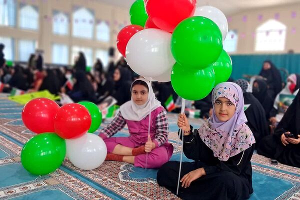 راهپیمایی یوم الله ۲۲ بهمن در شهرستان باشت با حضور گرم مردم