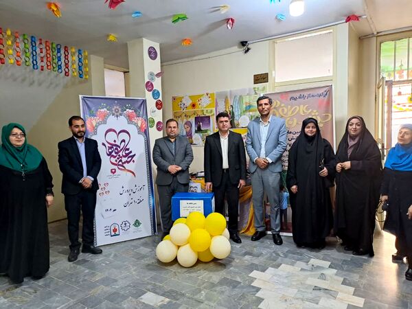 آیین جشن عاطفه ها در مدارس منطقه ۱۰