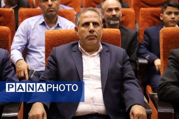 آیین نکوداشت منتخبین مرحله استانی چهل و سومین دوره مسابقات فرهنگی و هنری فردا